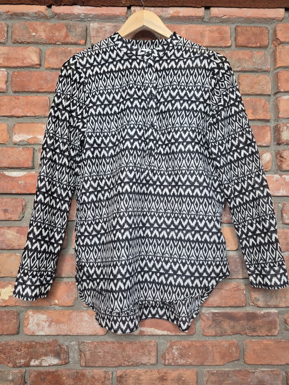 H&M Black & White Ikat Geometric Print High Low Tunic Shirt Size 6